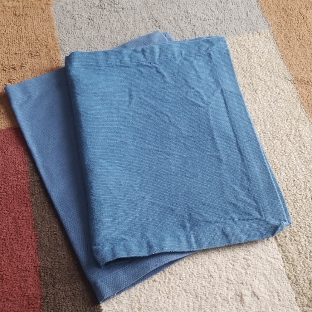 Blue placemats